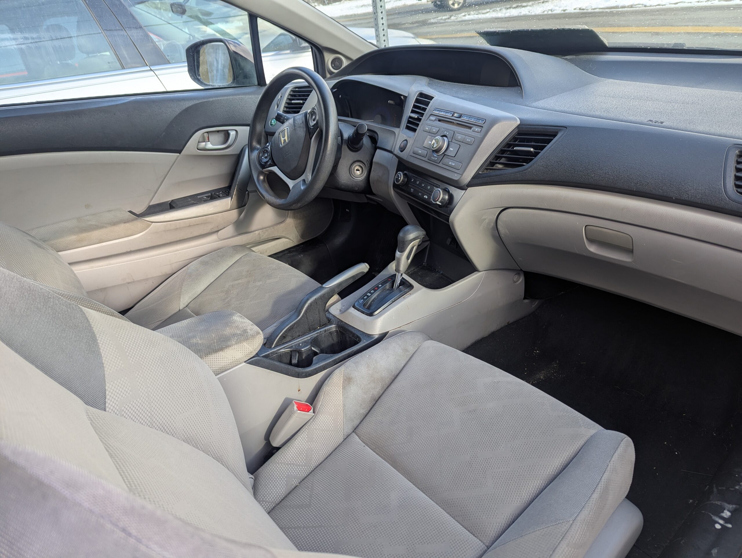 
								2012 Honda Civic full									