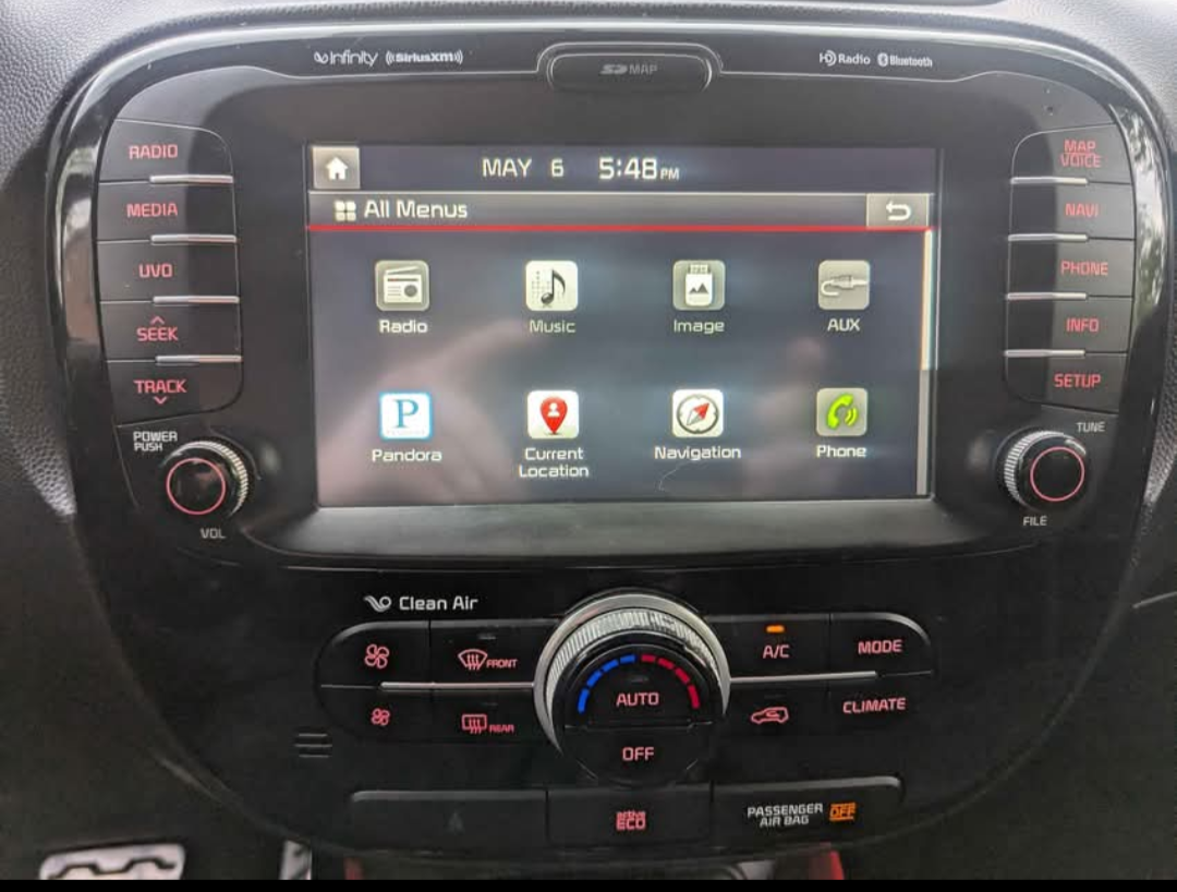 
								2014 Kia Soul full									