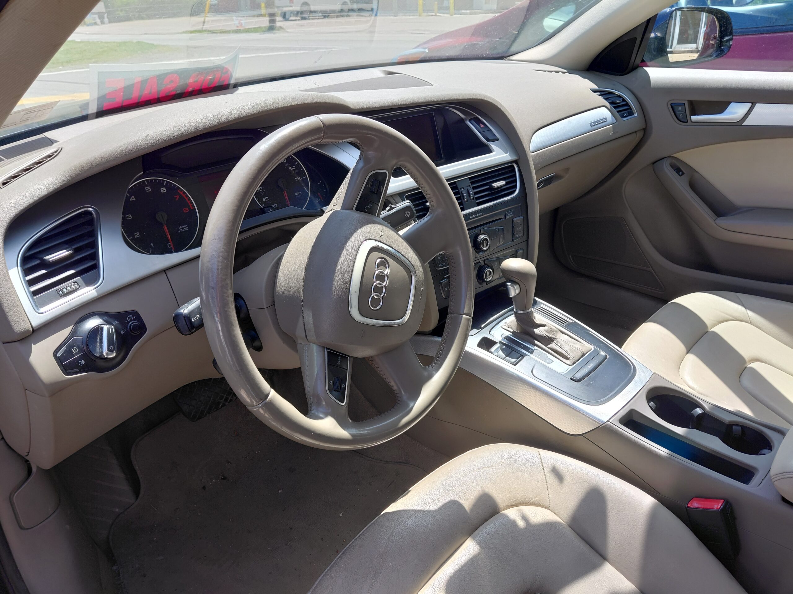 
								2012 Audi A4 full									