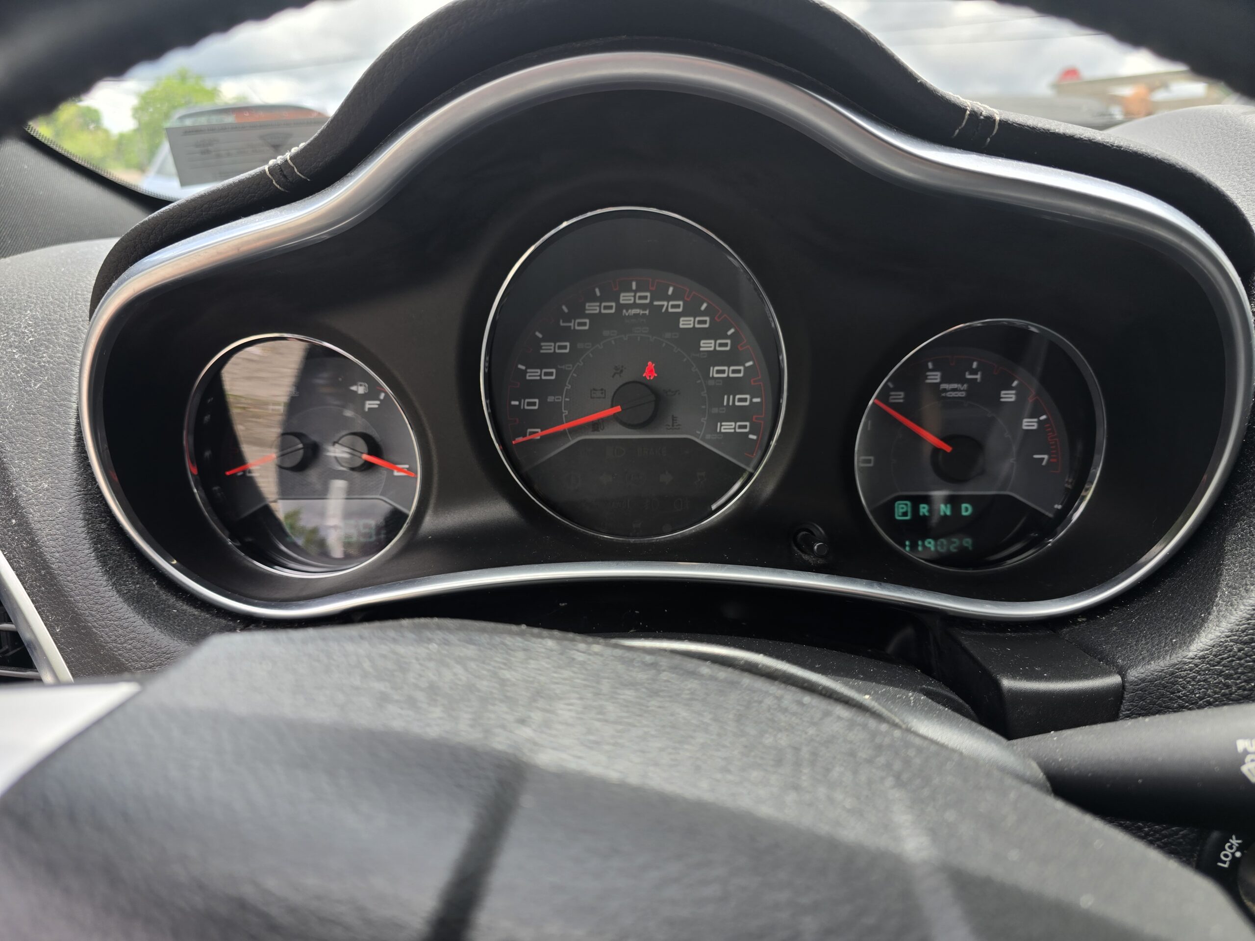 
								Dodge avenger full									