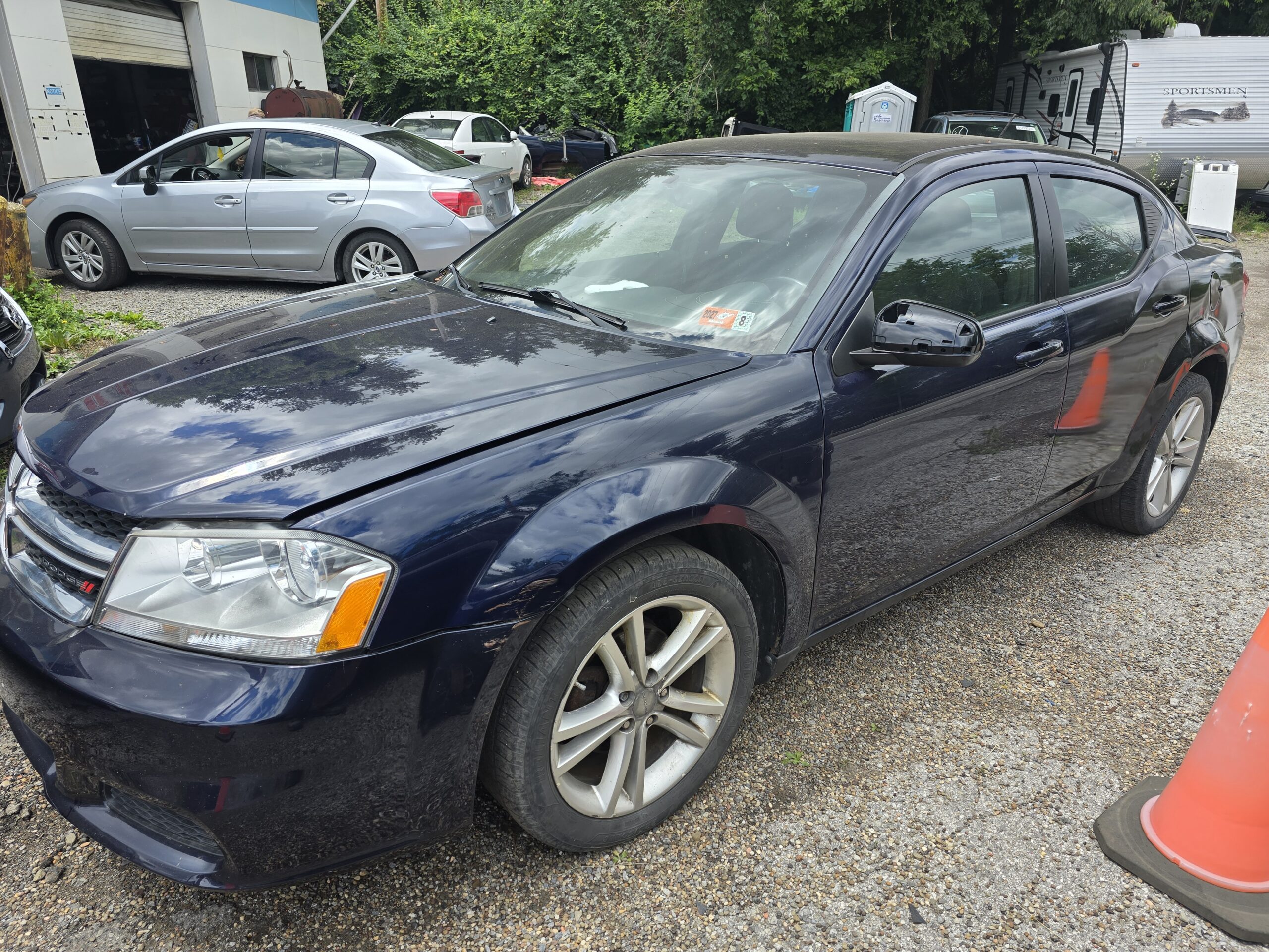 
								Dodge avenger full									
