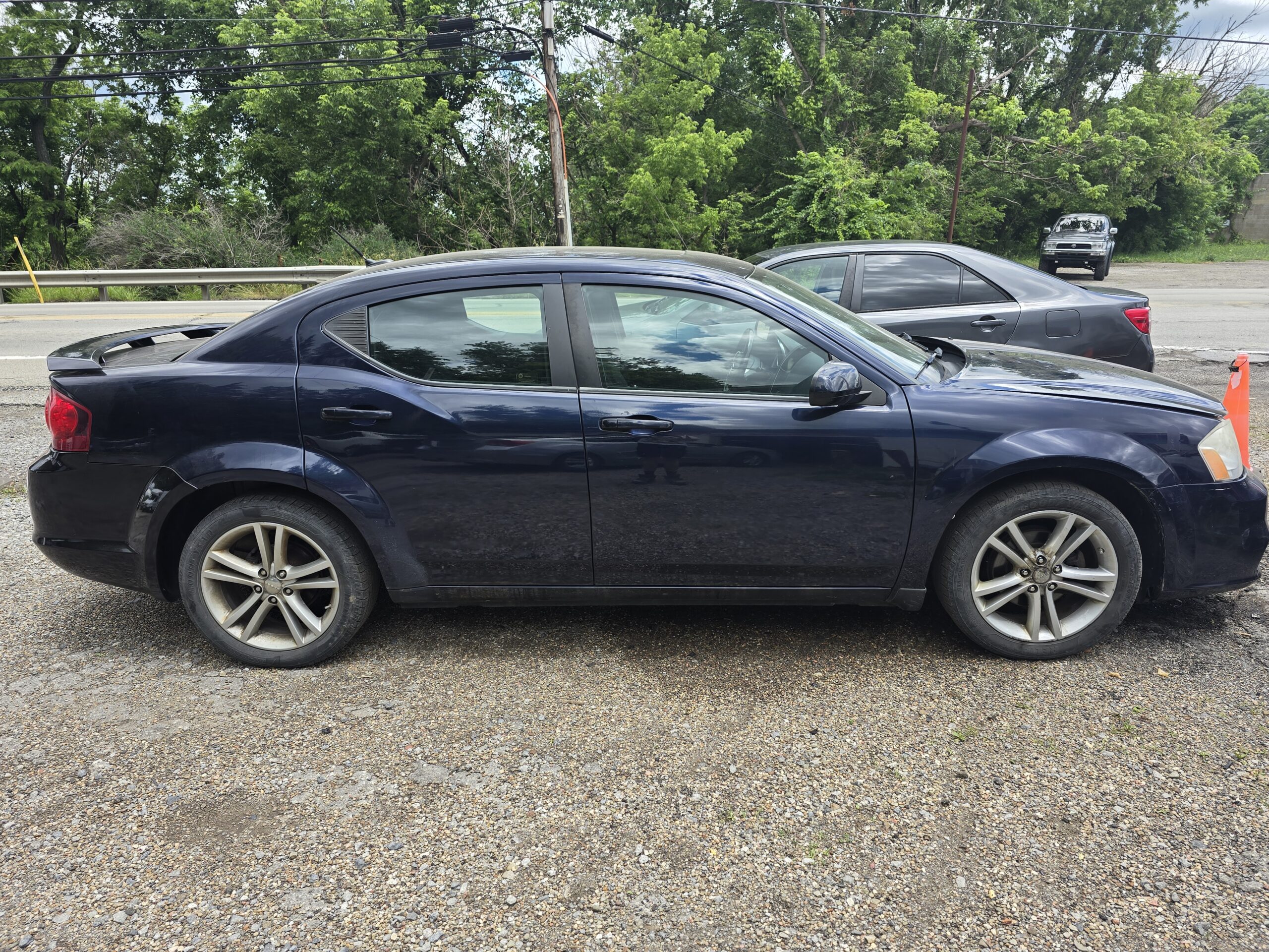 
								Dodge avenger full									