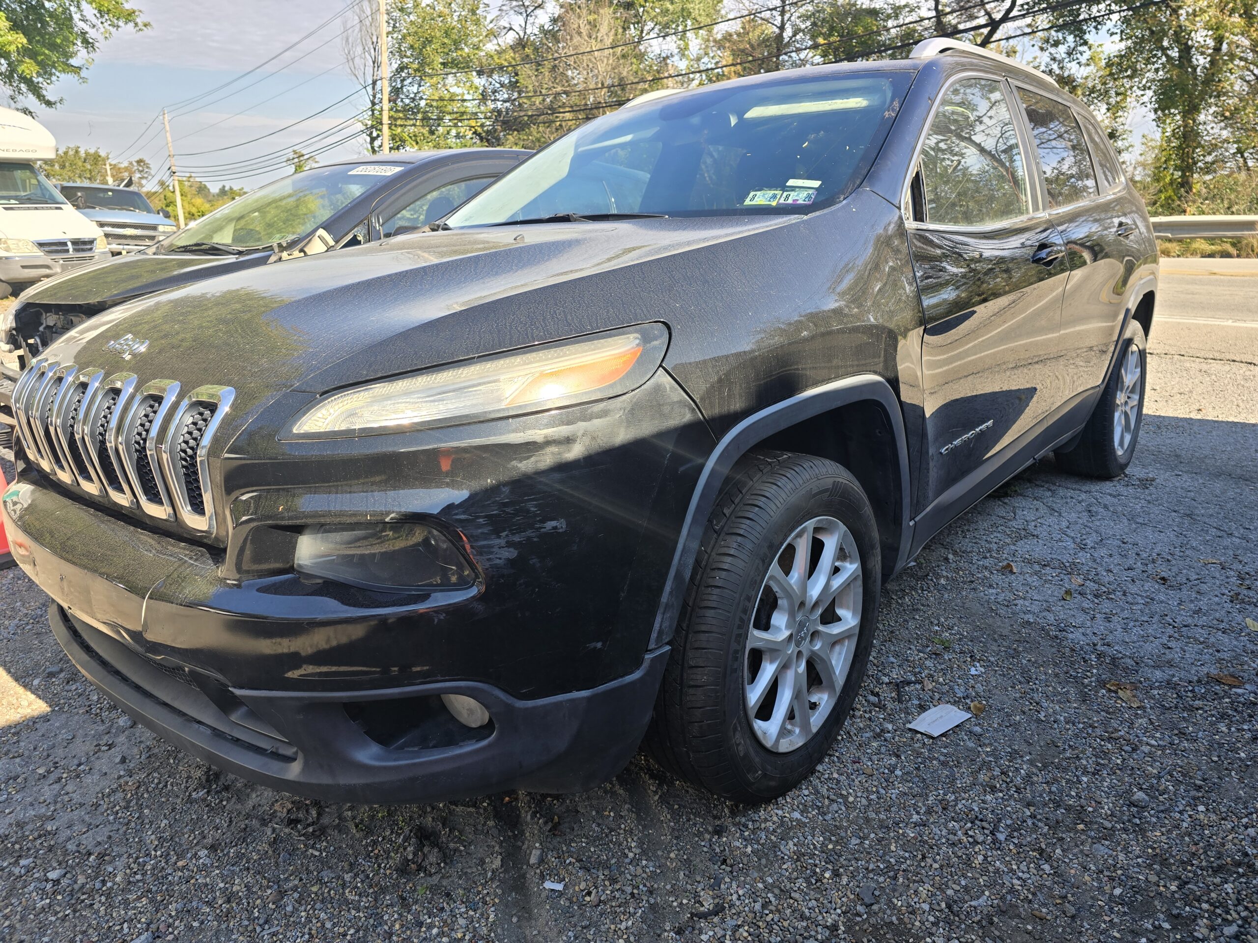 
								jeep cherokee full									
